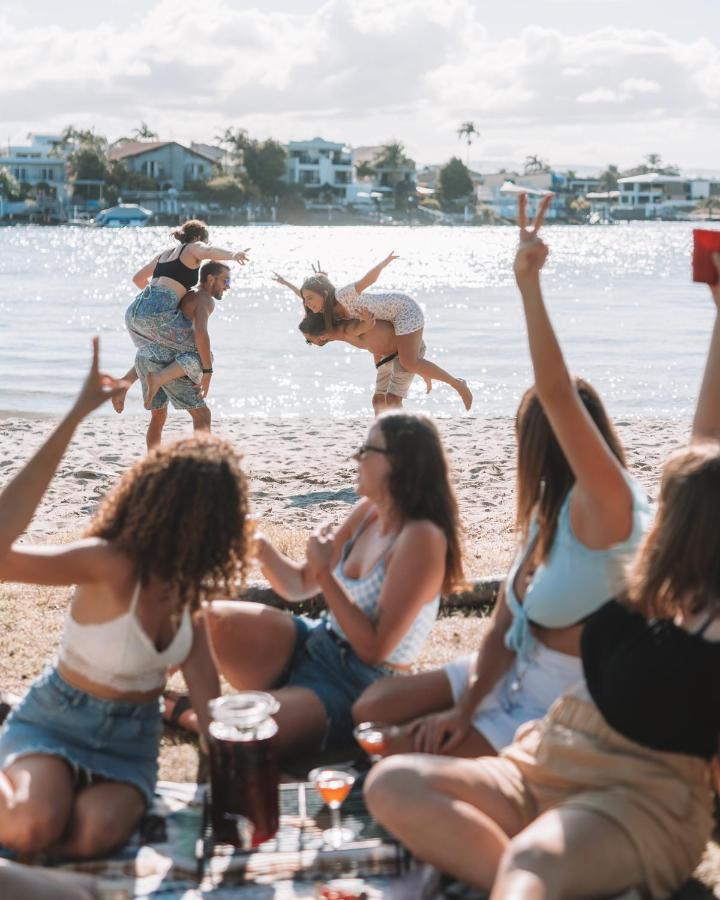 Budds In Surfers Backpackers Gold Coast Esterno foto