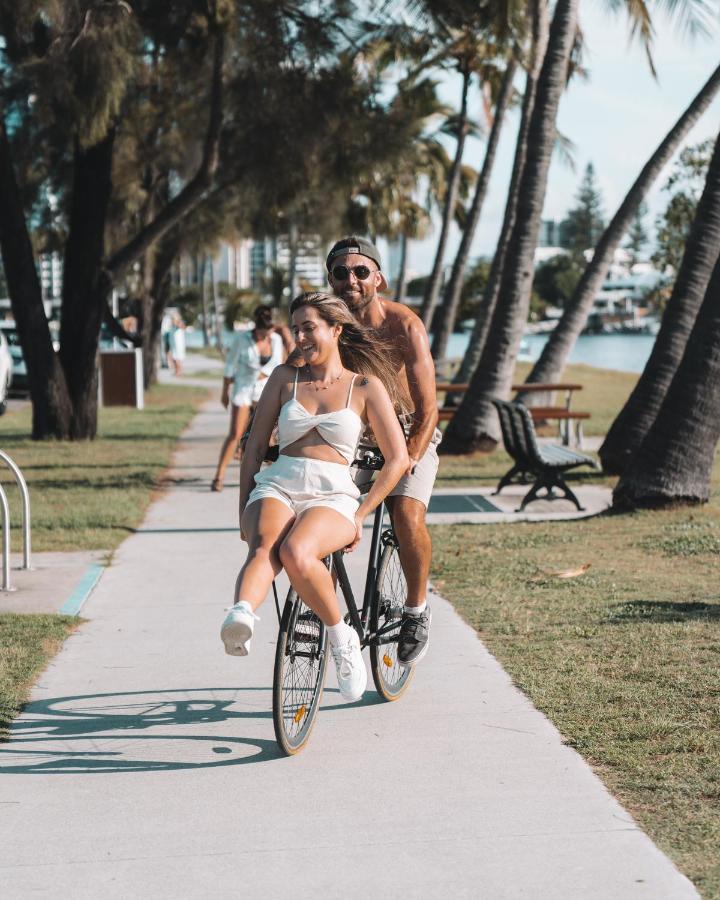 Budds In Surfers Backpackers Gold Coast Esterno foto