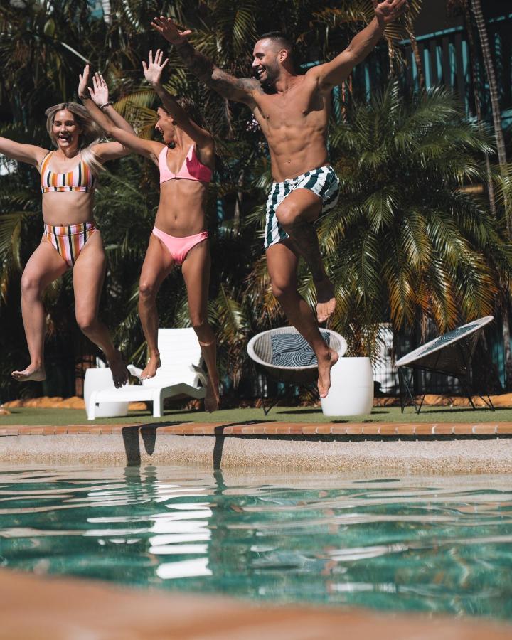 Budds In Surfers Backpackers Gold Coast Esterno foto