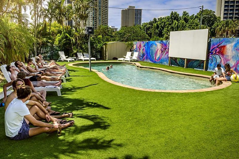 Budds In Surfers Backpackers Gold Coast Esterno foto